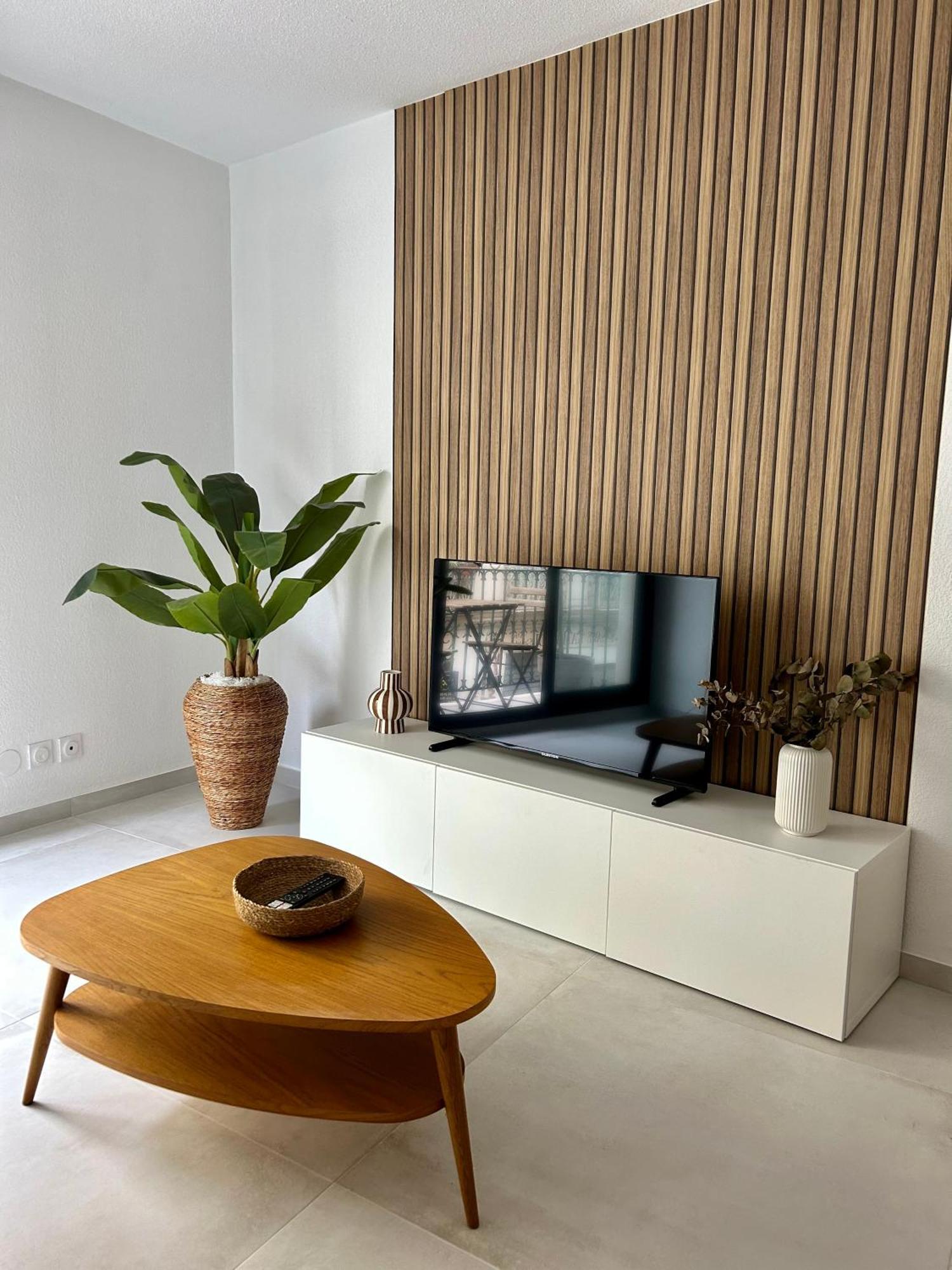 Menton Carre D'Or - Private Garage Apartment Exterior photo
